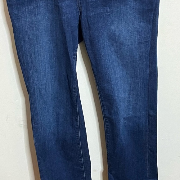 LL  Bean Classic Fit Blue Jeans Sz 8 - Picture 4 of 6